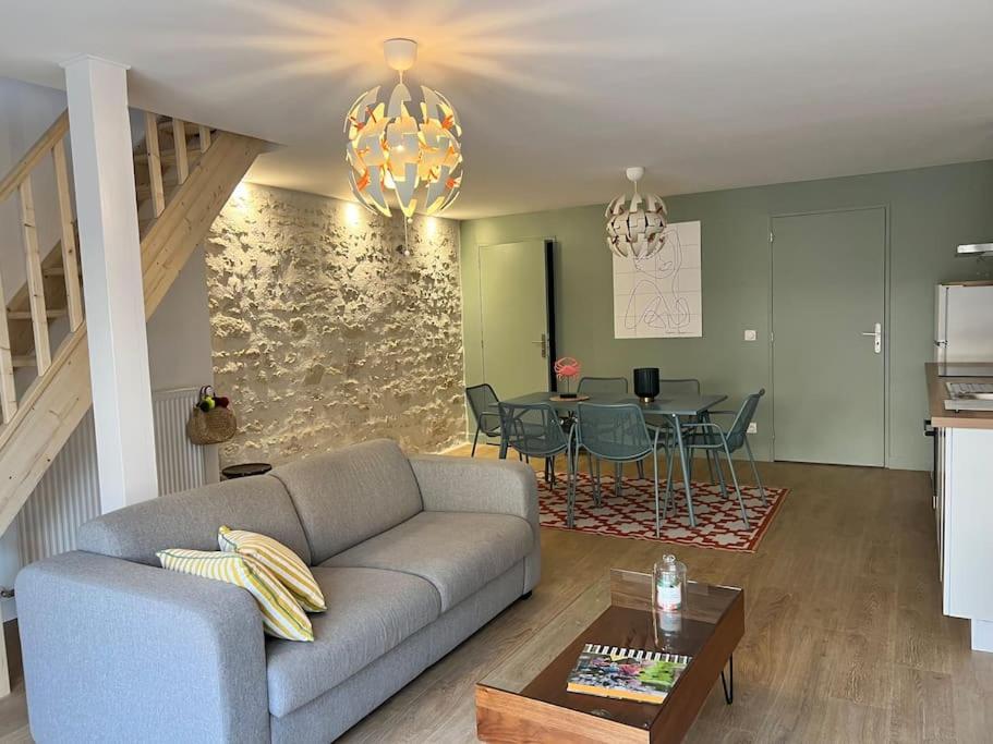 Appartement A 5mn Du Futuroscope: Loft Ravissant!